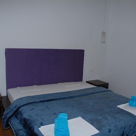 Apartments Kriz Zengg Szoba fotó