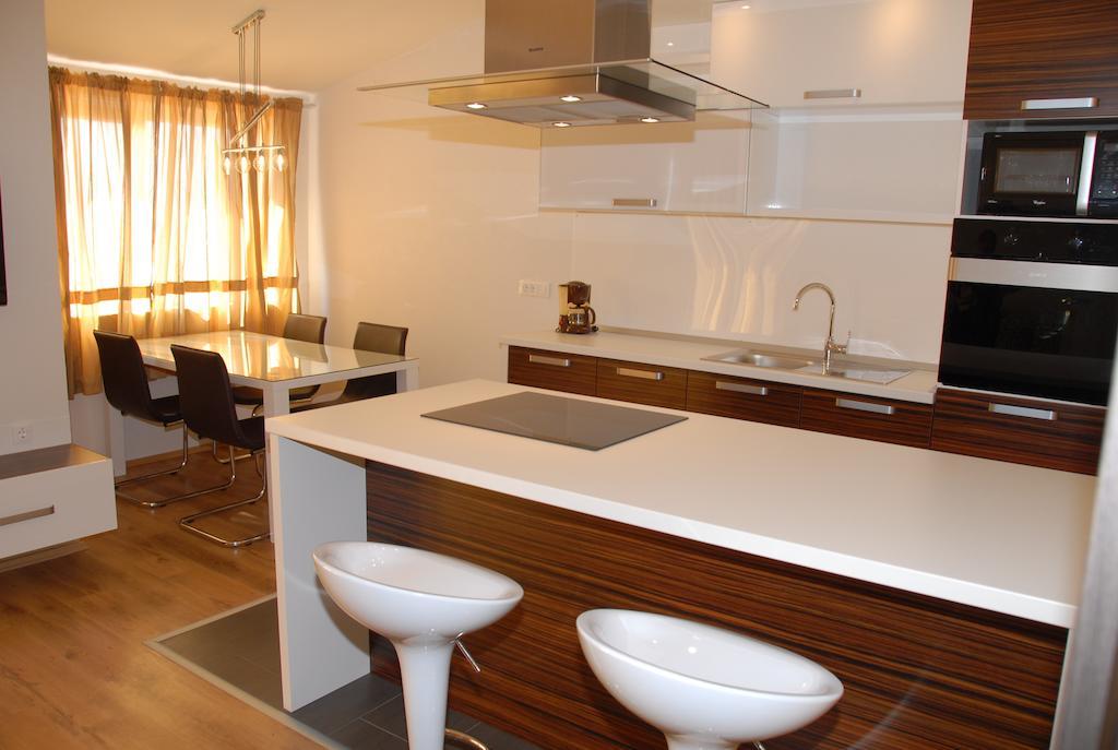 Apartments Kriz Zengg Szoba fotó