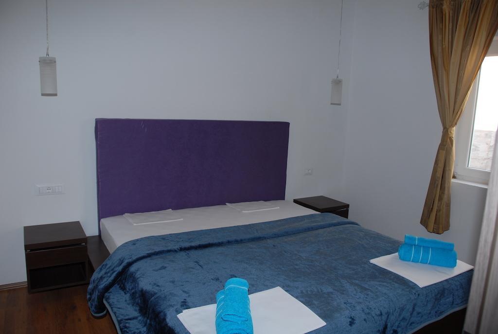 Apartments Kriz Zengg Szoba fotó